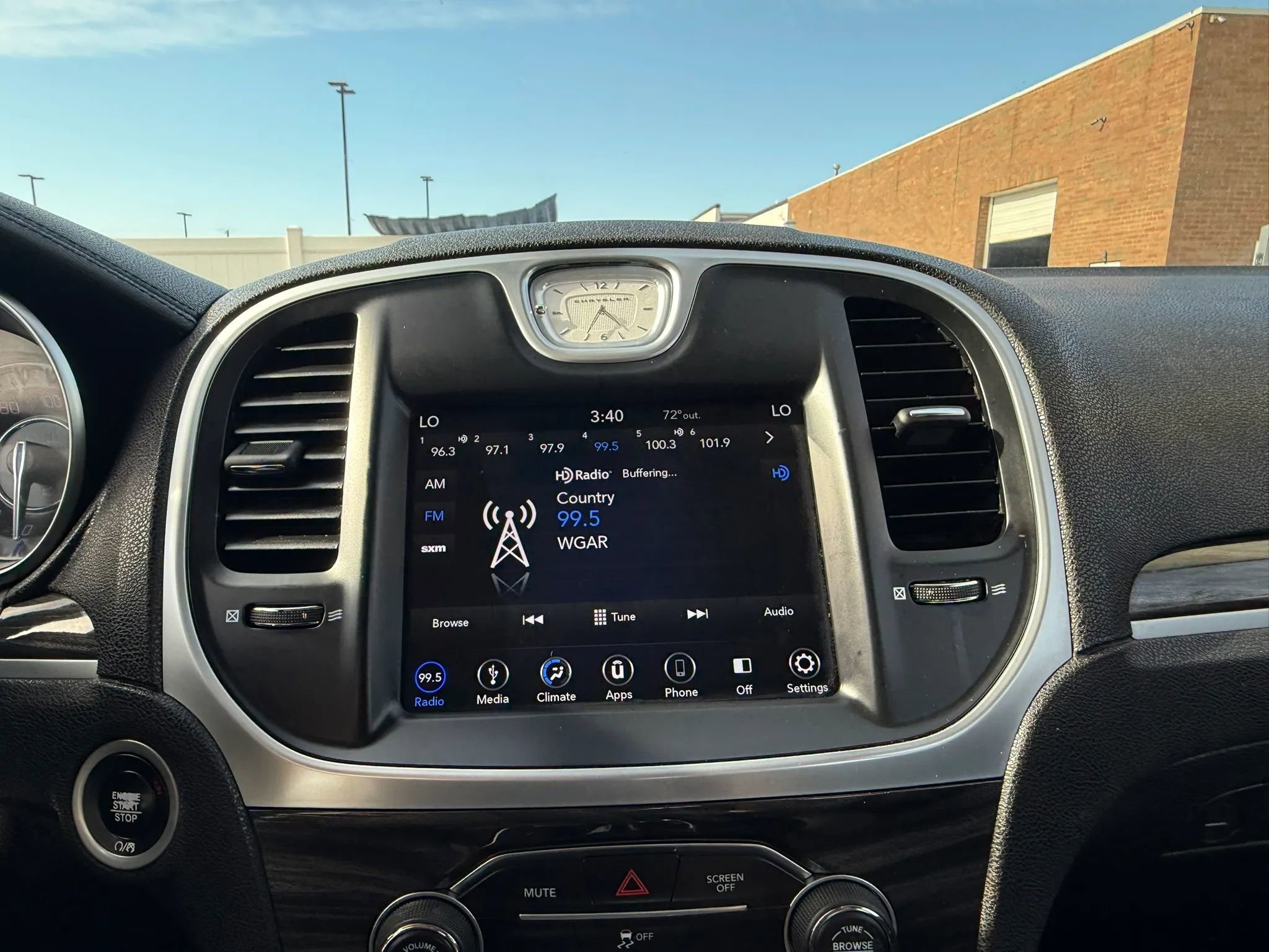 Used 2019 Chrysler 300 Touring RWD image 29