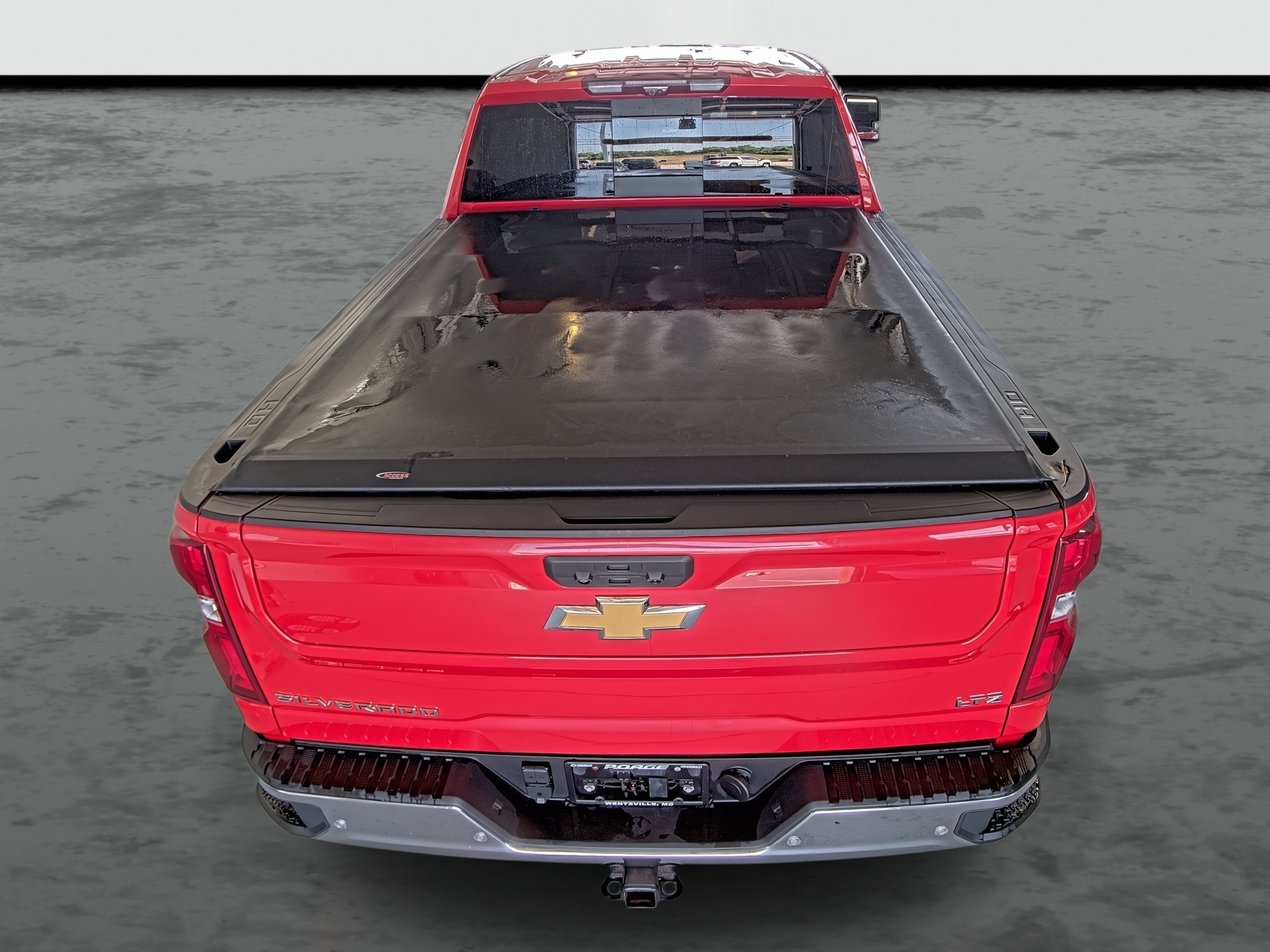 Used 2022 Chevrolet Silverado 2500 LTZ w/ LTZ Premium Package AWD/4WD image 3