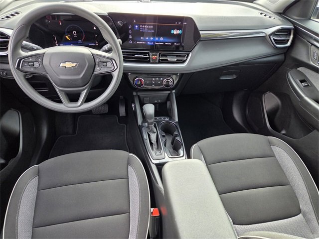 Used 2025 Chevrolet TrailBlazer LT image 15