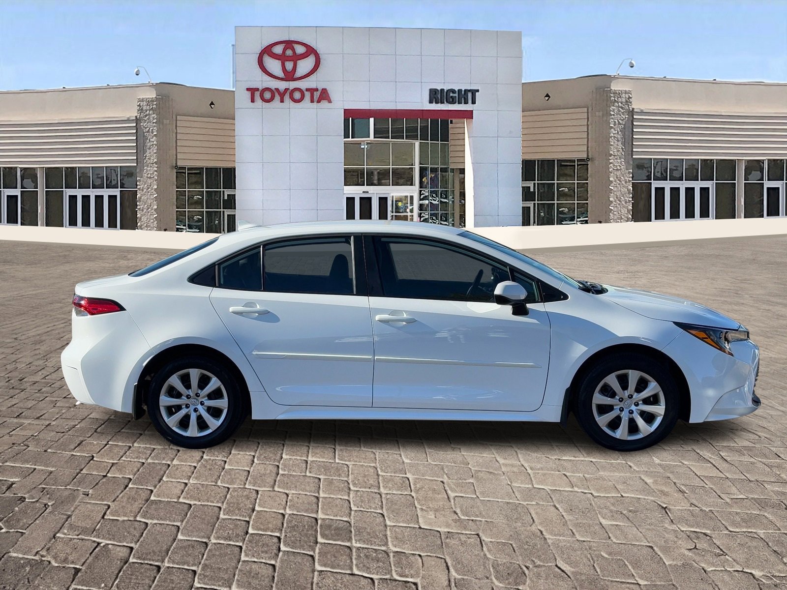 Certified 2026 Toyota Corolla LE image 9