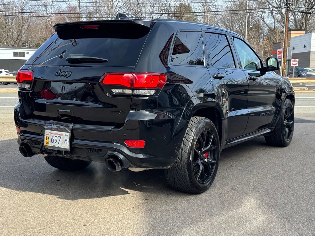 Used 2018 Jeep Grand Cherokee SRT image 3