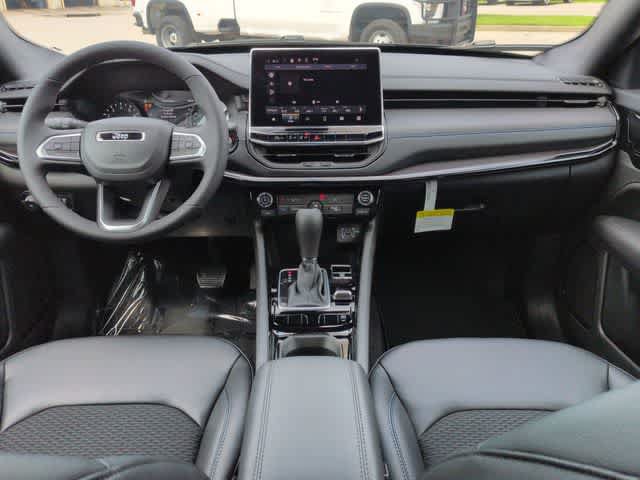 New 2026 Jeep Compass Latitude AWD/4WD image 15