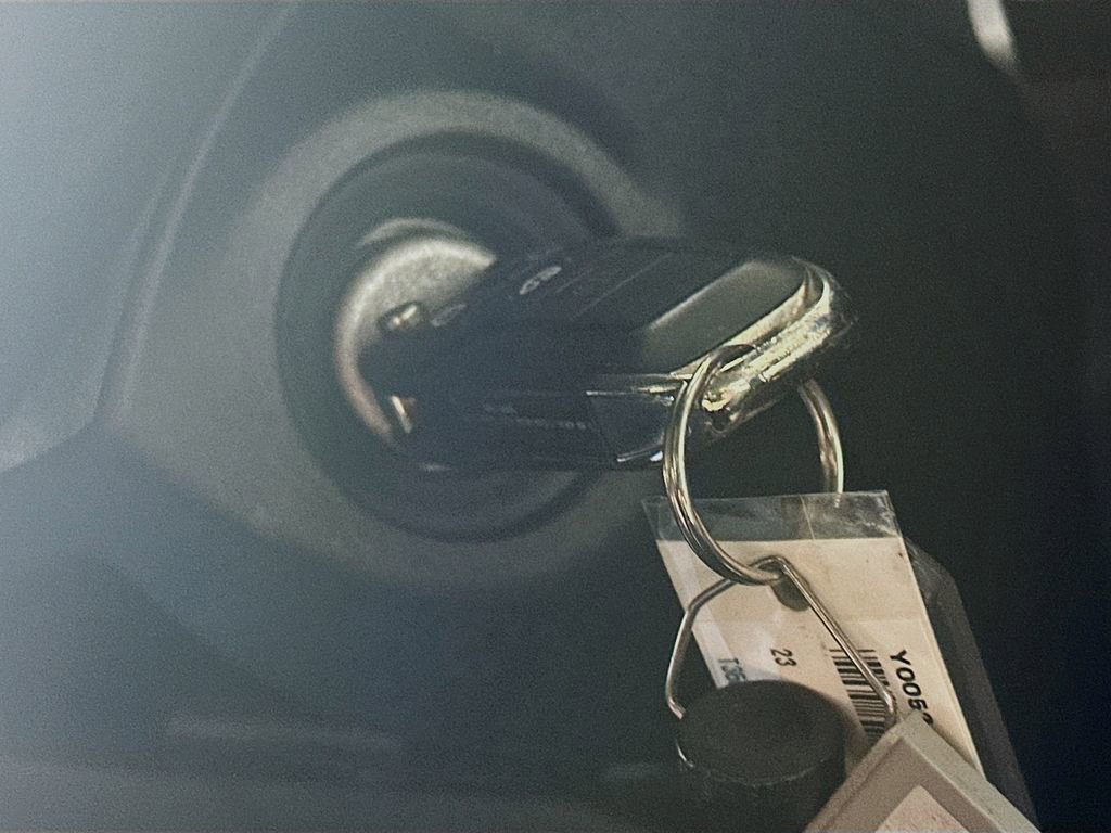 Used 2023 Ford Transit 350 XLT image 27