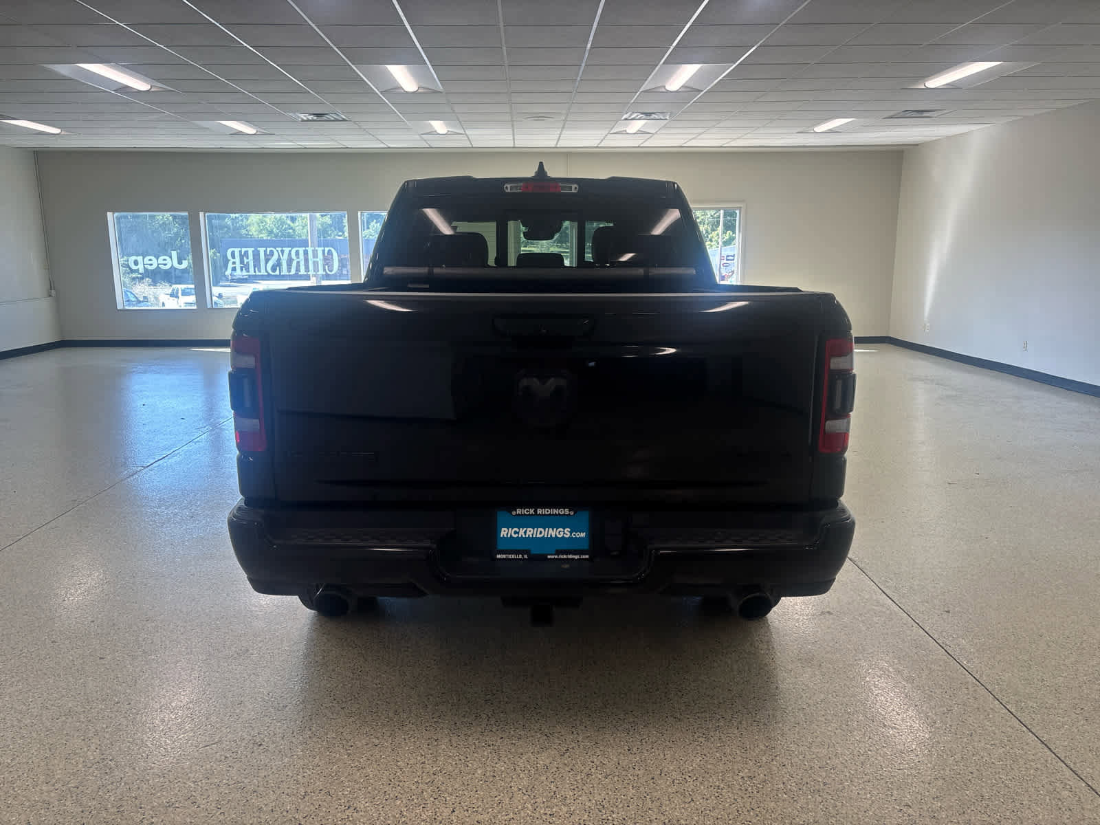 Used 2022 RAM 1500 Laramie image 8
