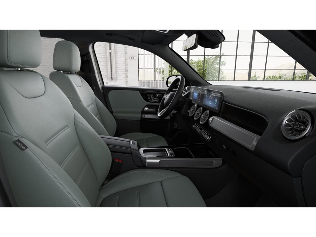 New 2026 Mercedes-Benz GLB 250 GLB 250 image 4