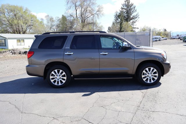 Used 2014 Toyota Sequoia Limited image 4
