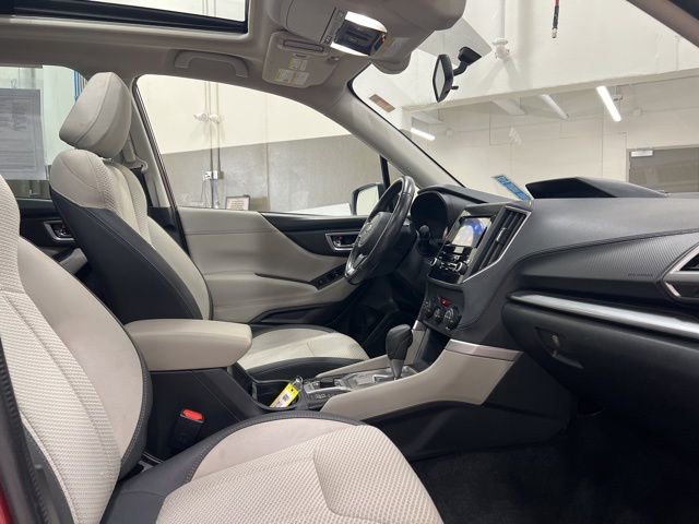 Used 2021 Subaru Forester Premium image 9