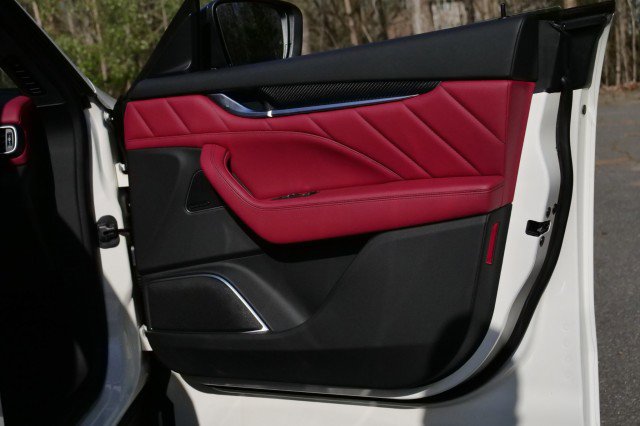 Used 2022 Maserati Levante Modena image 42