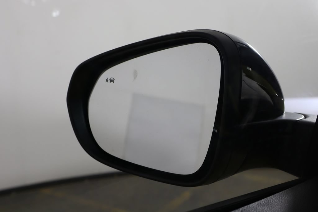 Used 2024 Chevrolet Trax ACTIV w/ Driver Confidence Package FWD image 37