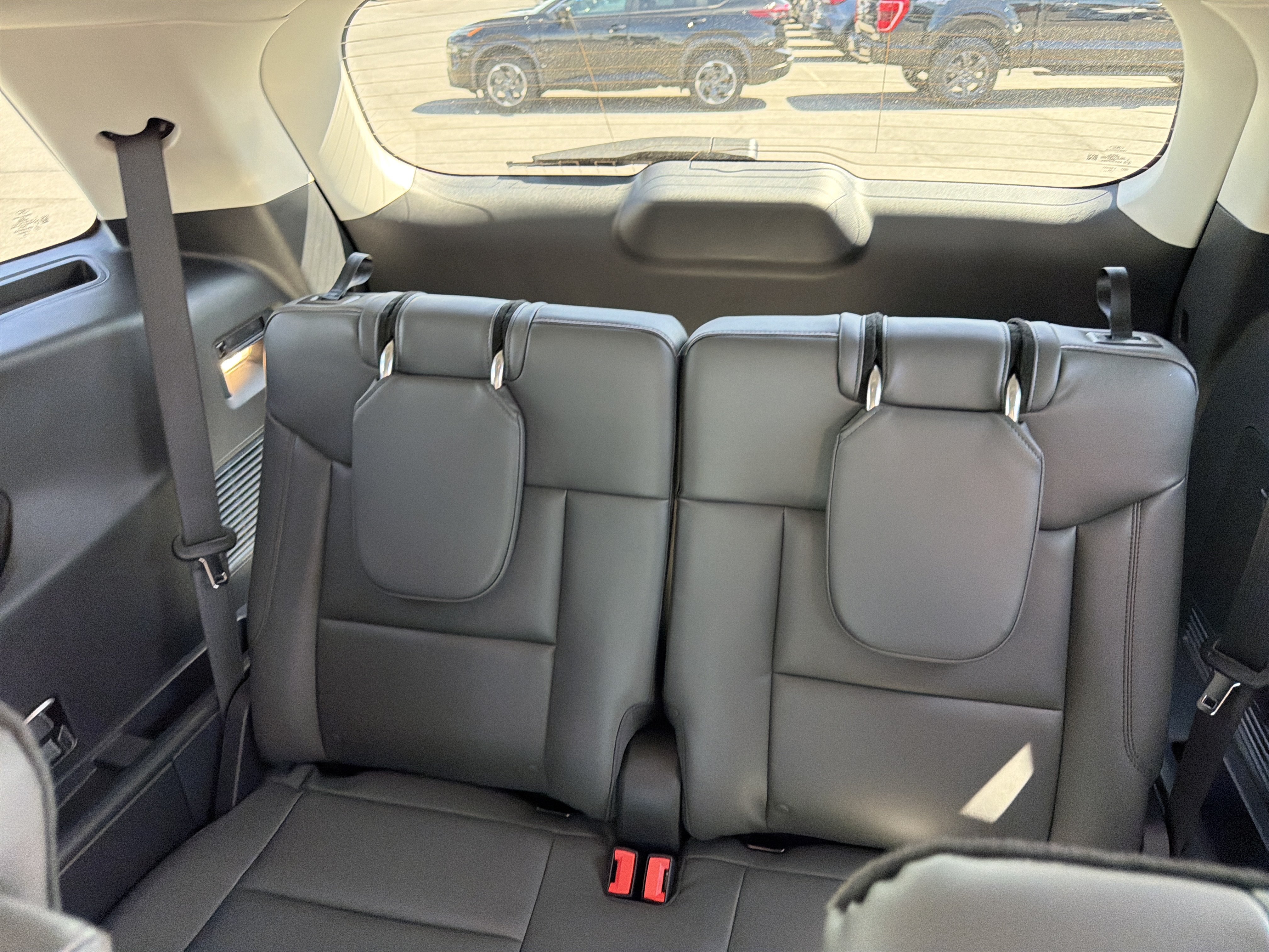 New 2026 Ford Explorer Active w/ Active Comfort Package AWD/4WD image 14