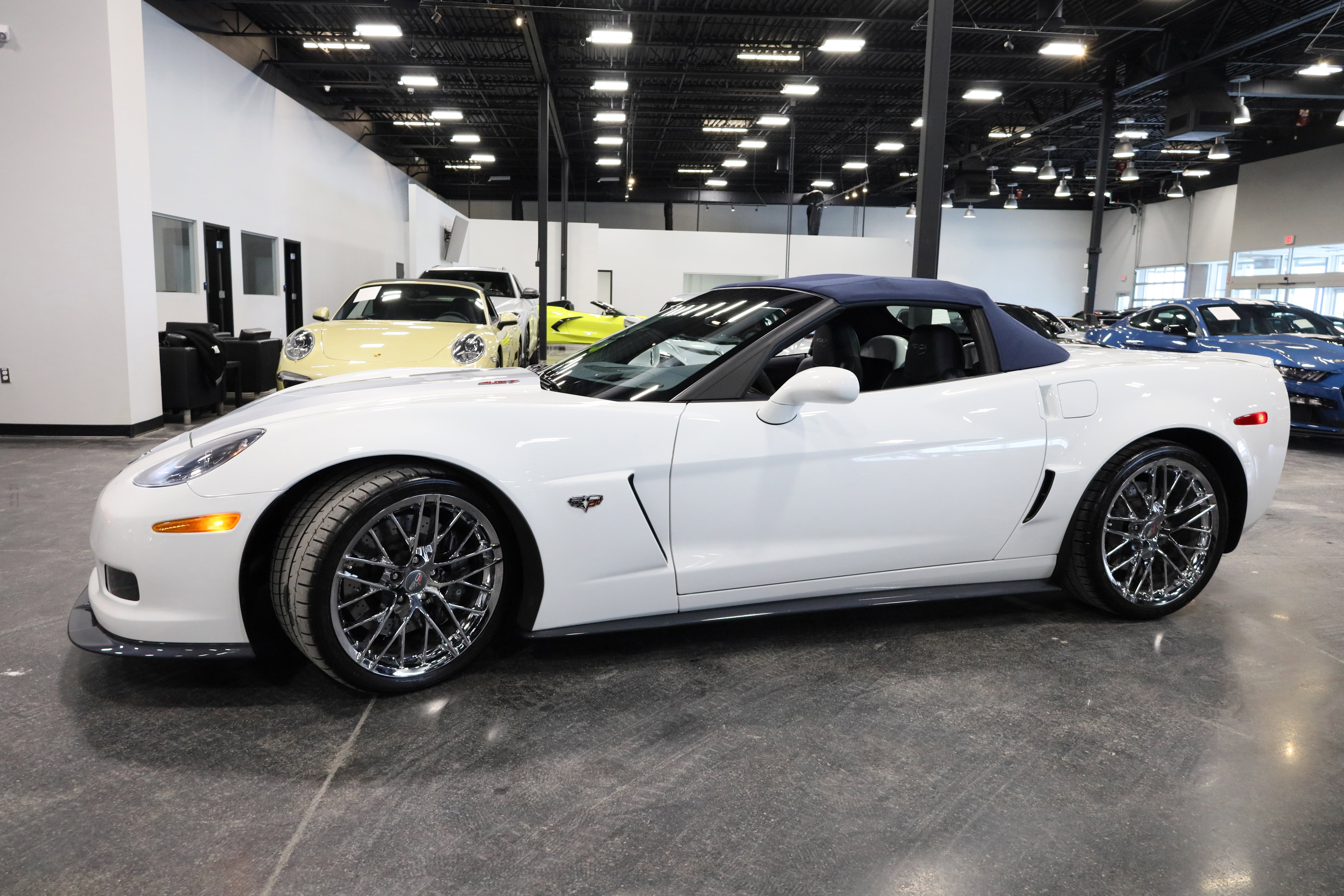 Used 2013 Chevrolet Corvette 427 w/ 1SC Preferred Equipment Group image 12
