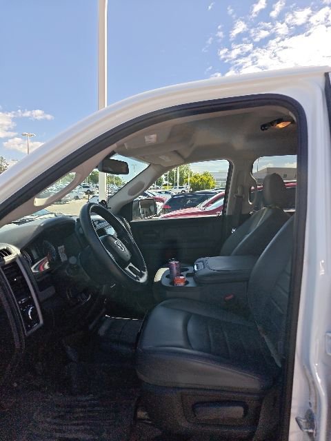 Used 2020 RAM 1500 Tradesman w/ Chrome Appearance Group AWD/4WD image 6