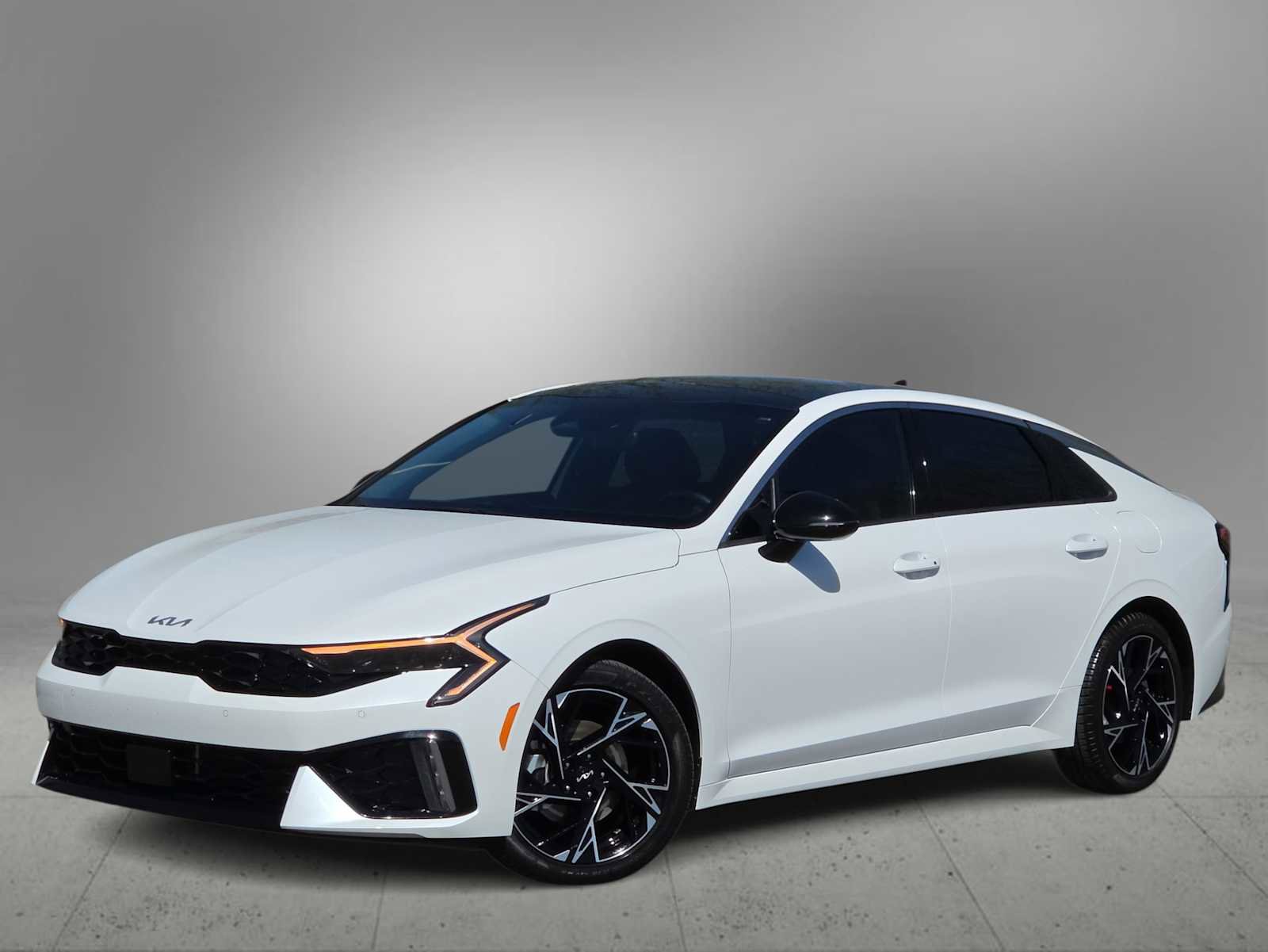Used 2025 Kia K5 GT-Line w/ GT-Line Premium Package image 1