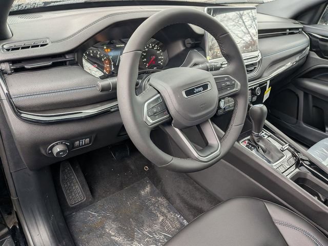 New 2026 Jeep Compass Latitude image 11