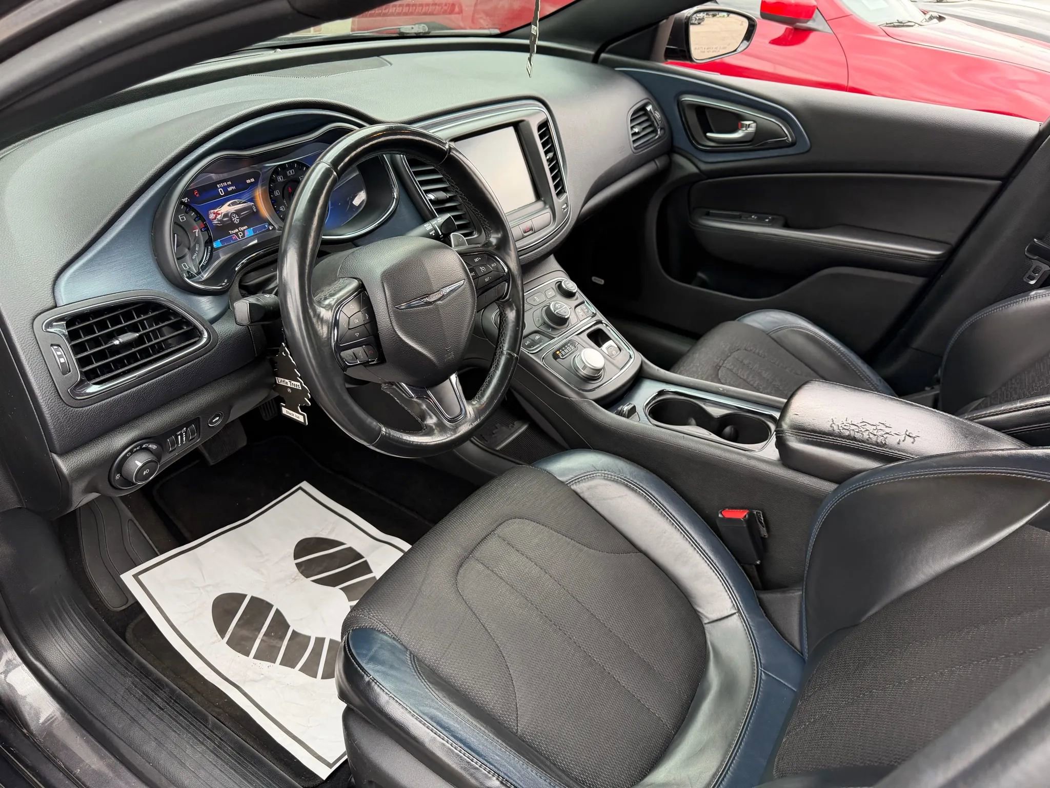 Used 2015 Chrysler 200 S w/ Navigation & Sound Group I image 39