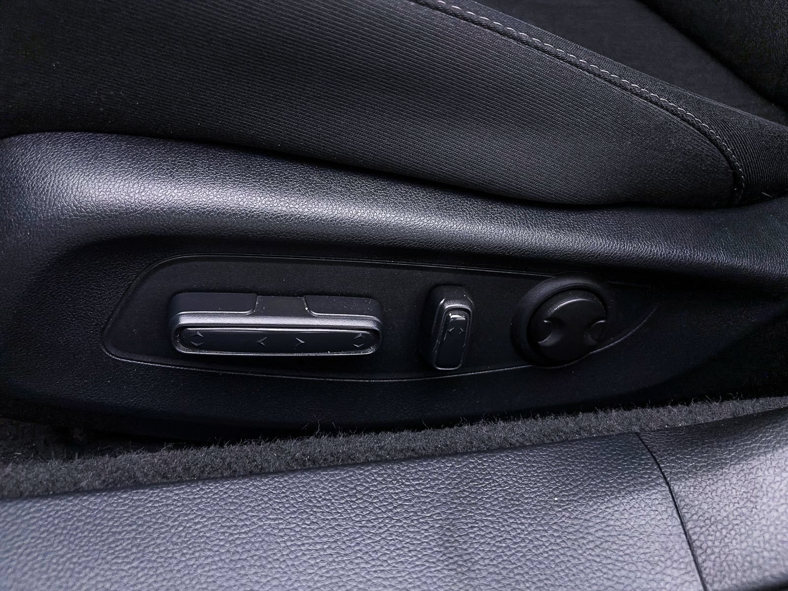 Used 2024 Honda Accord EX image 19
