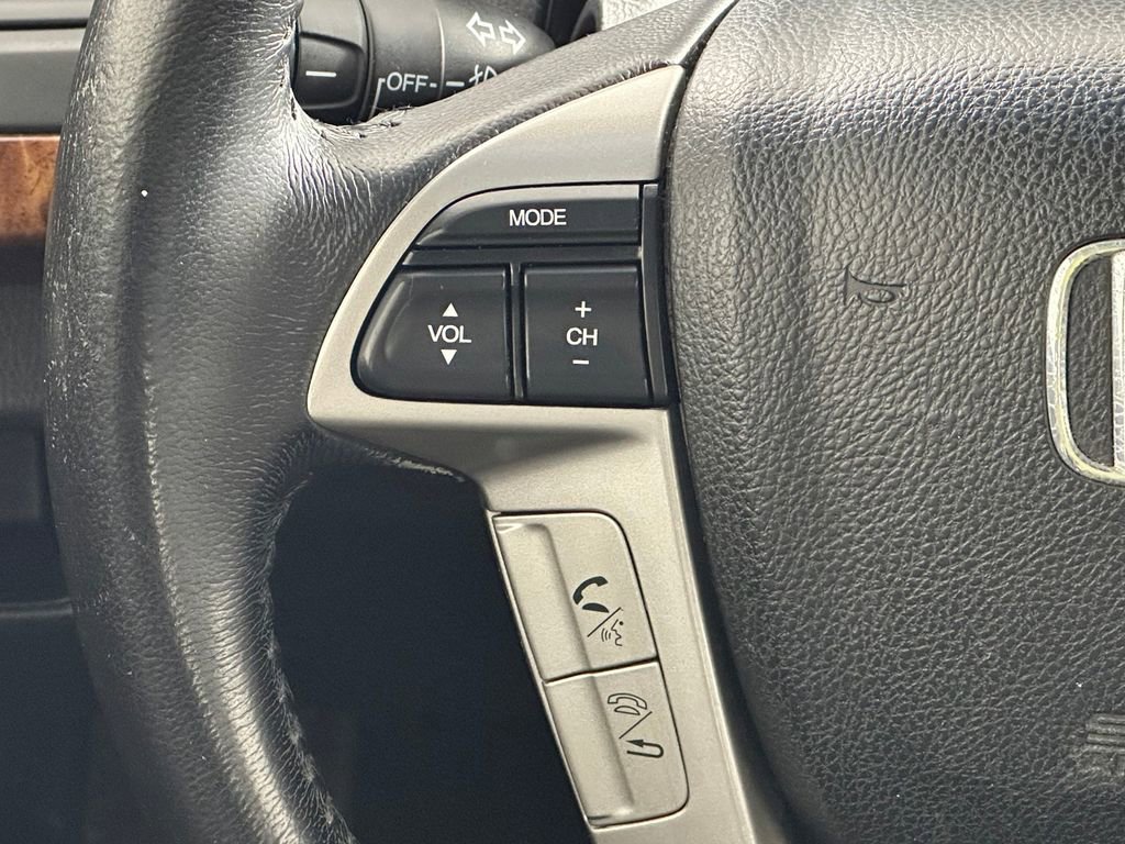Used 2011 Honda Accord EX-L image 28