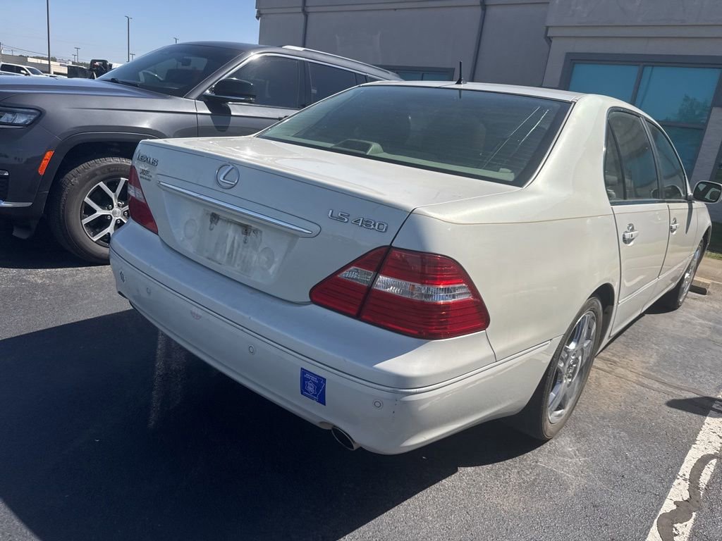 Used 2005 Lexus LS 430 RWD image 4
