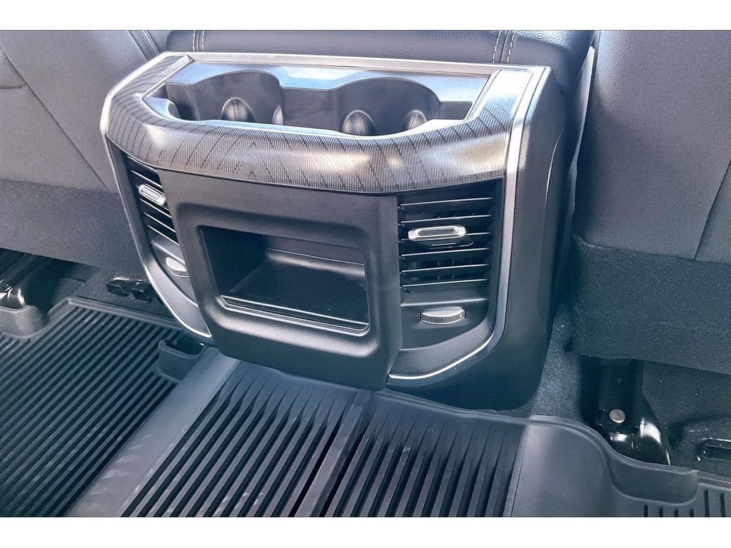 New 2026 RAM 3500 Big Horn AWD/4WD image 24
