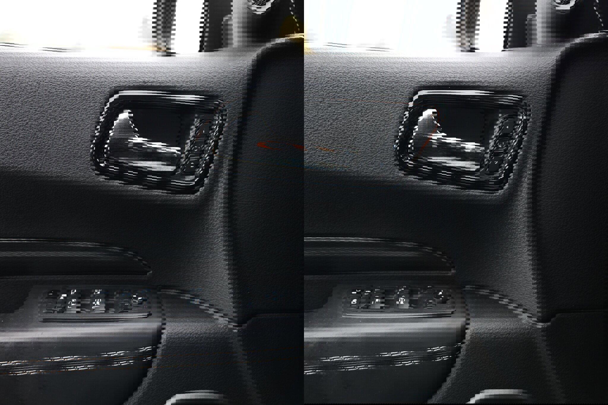 Used 2022 Dodge Durango SRT w/ Technology Group image 50