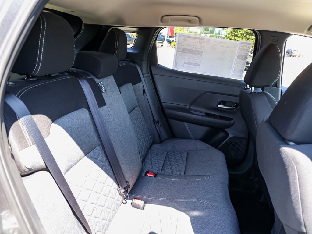 New 2026 Nissan Kicks SV image 40