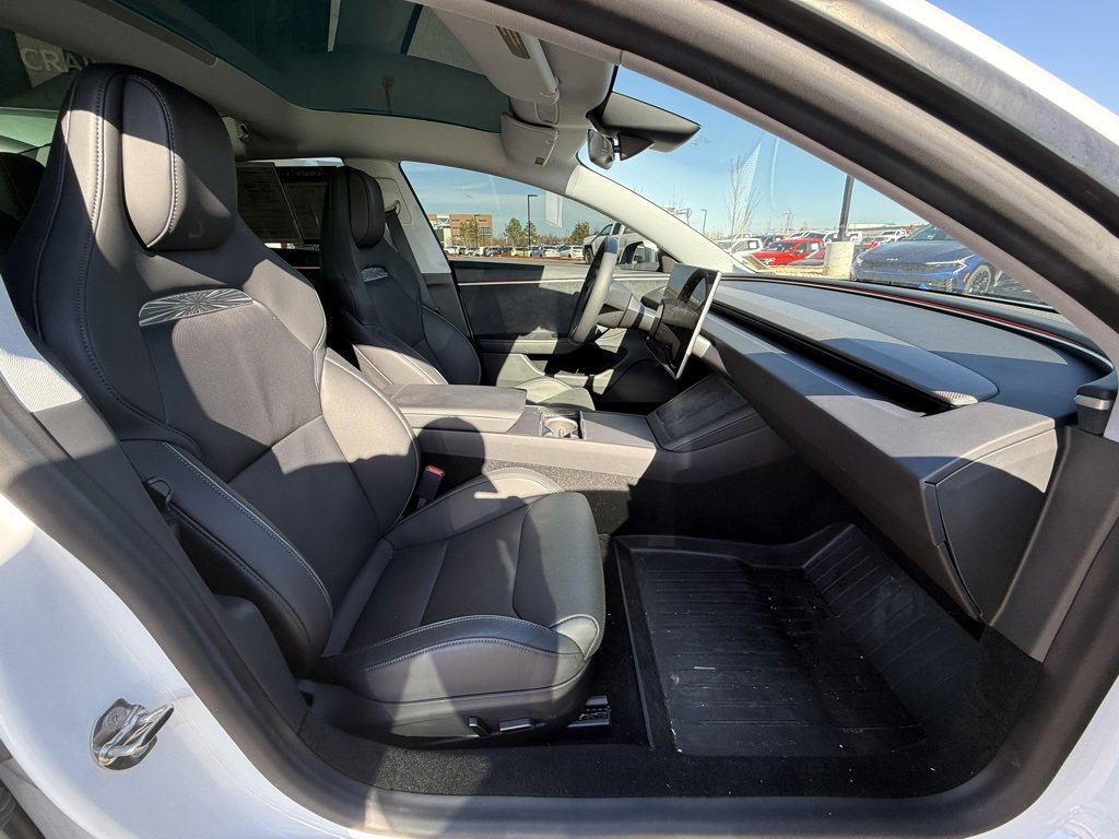 Used 2024 Tesla Model 3 Performance image 32