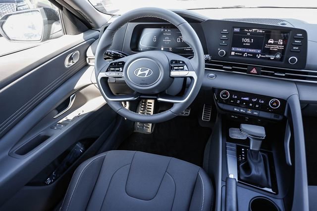 New 2026 Hyundai Elantra Sport FWD image 17