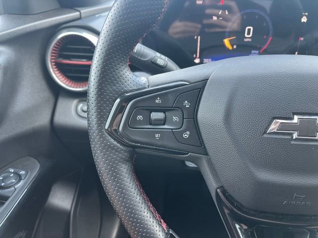 Used 2025 Chevrolet Trax RS w/ Driver Confidence Package image 14