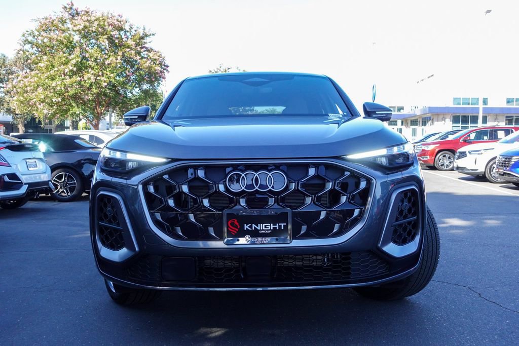 New 2025 Audi Q5 Premium Plus image 3