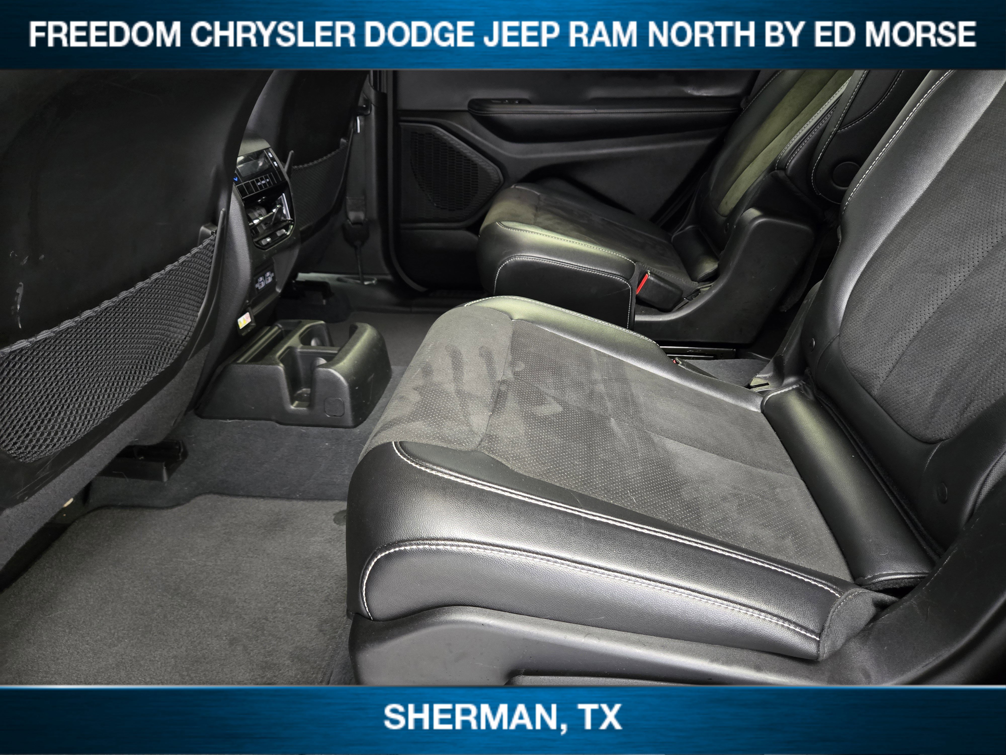 Used 2023 Jeep Grand Cherokee L Laredo image 21