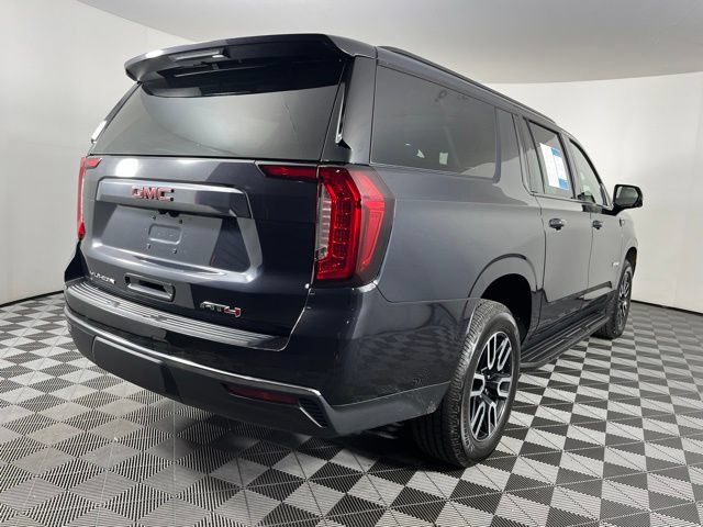 Used 2024 GMC Yukon XL AT4 w/ Technology Package AWD/4WD image 12