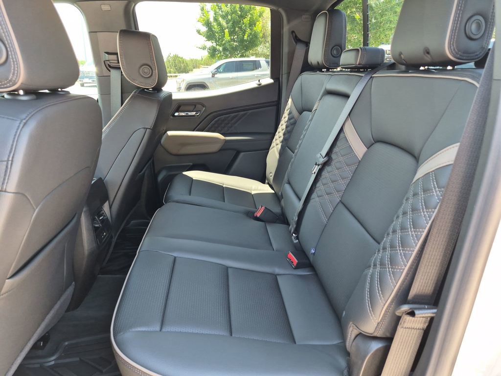New 2026 GMC Canyon Denali AWD/4WD image 39