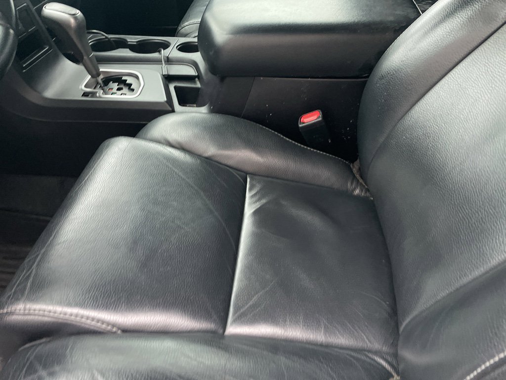 Used 2018 Toyota Sequoia TRD Sport AWD/4WD image 11