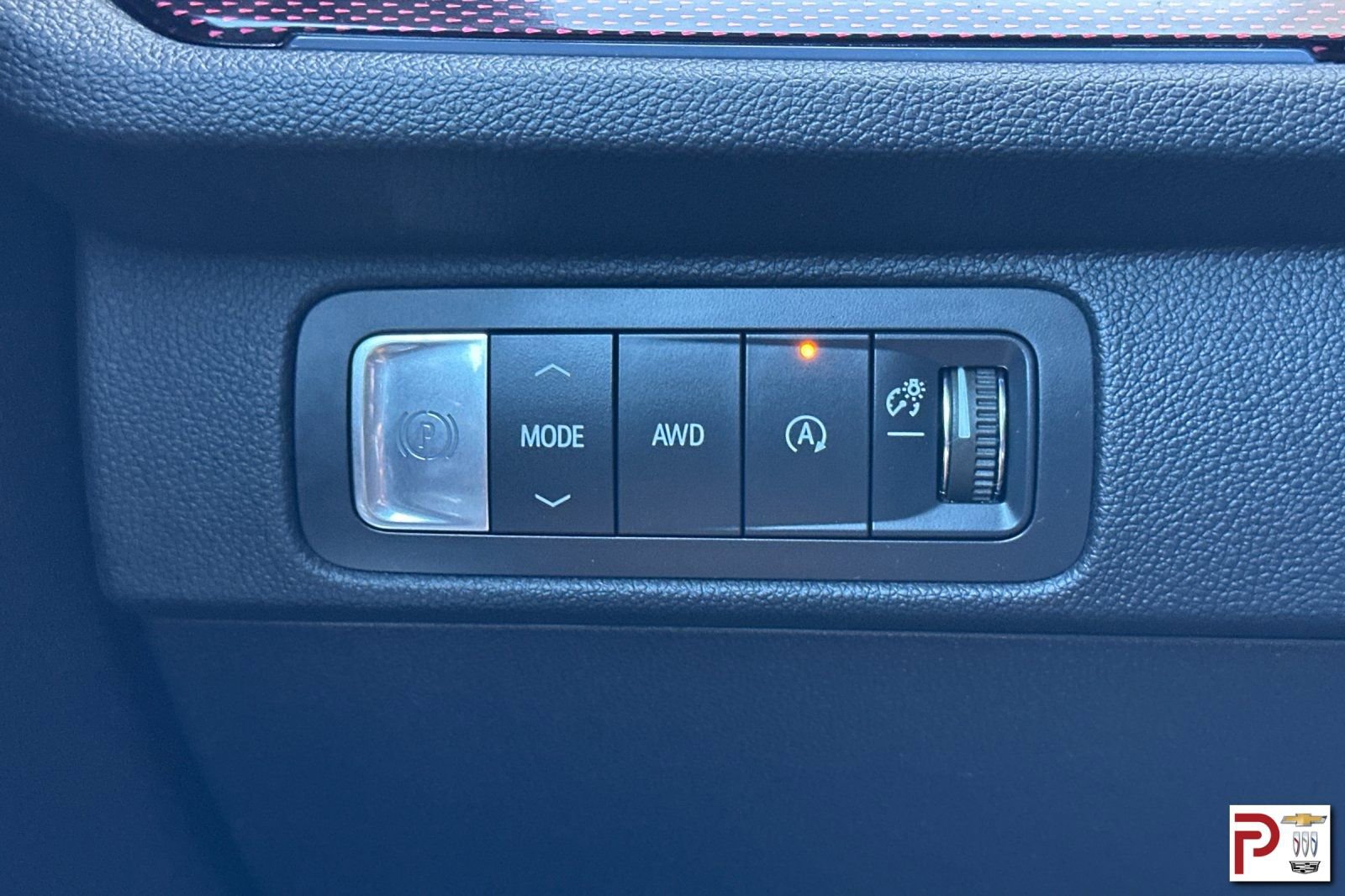 Certified 2024 Chevrolet Traverse RS image 33