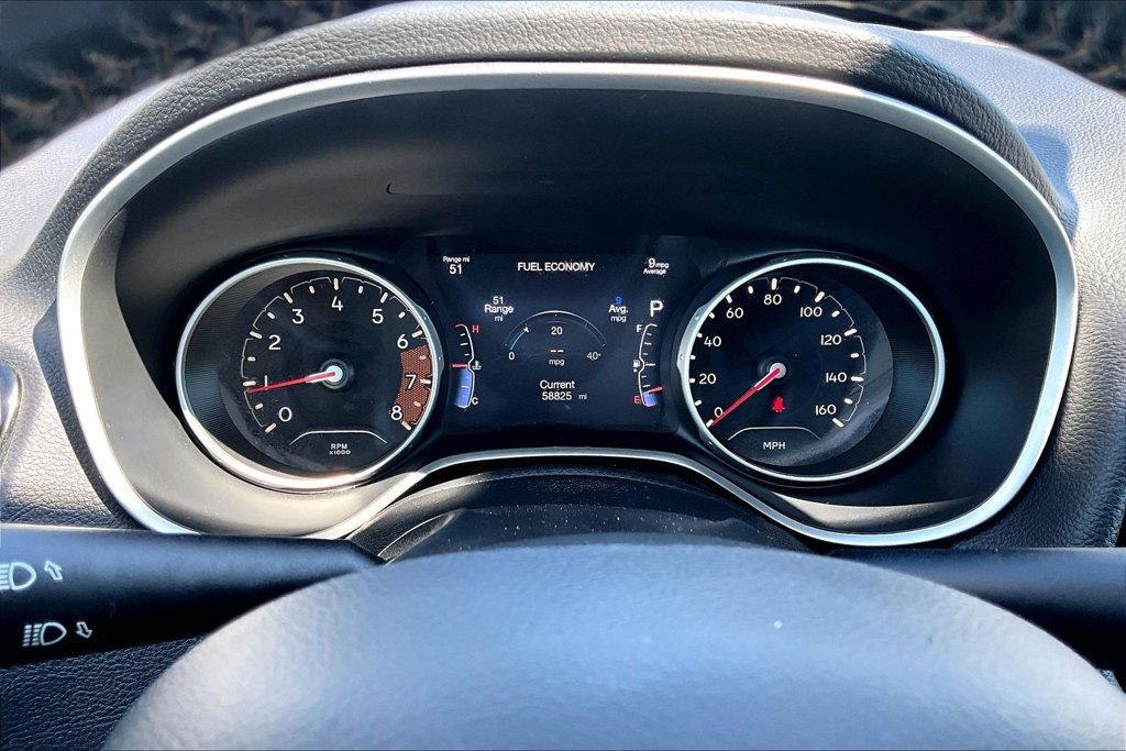 Used 2018 Jeep Compass Limited w/ Safe & Security Group AWD/4WD image 22