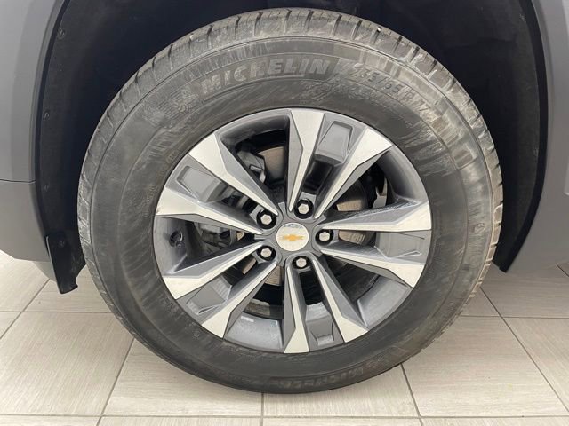 New 2025 Chevrolet Equinox LT w/ Safety and Technology Package image 6