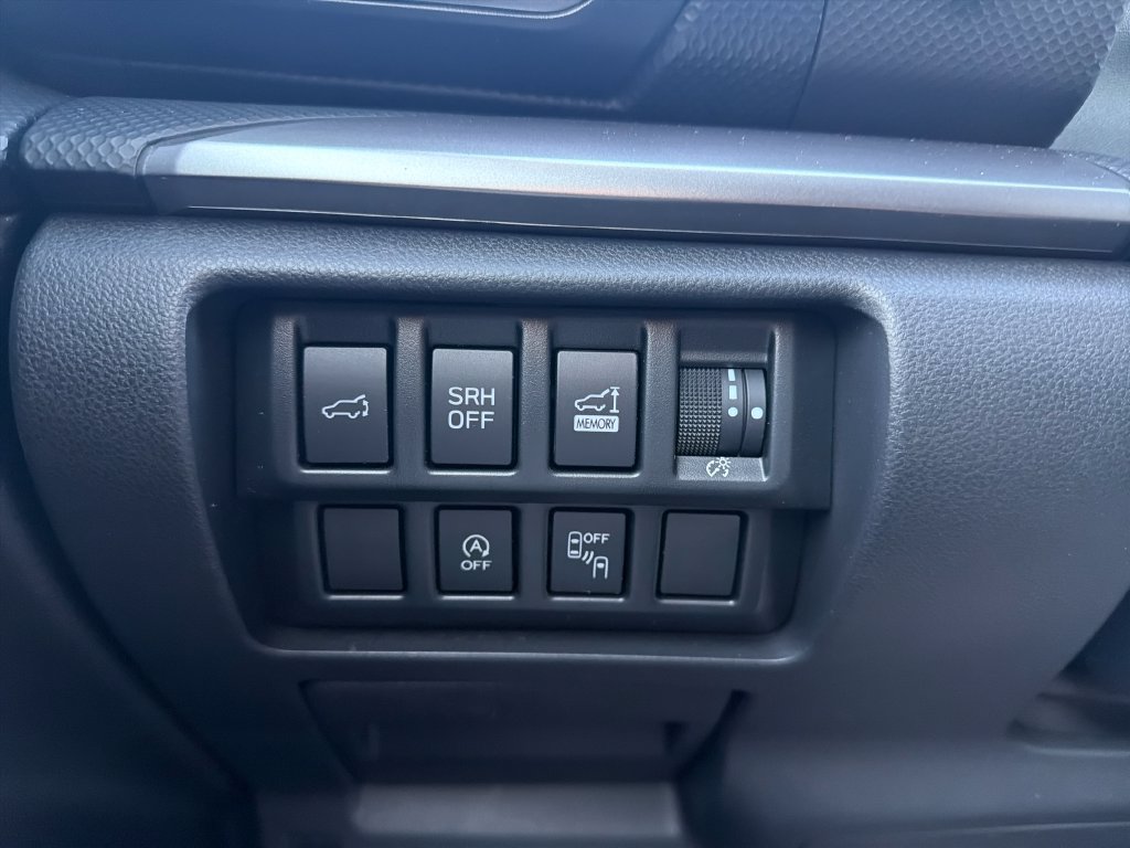 Used 2022 Subaru Forester Premium AWD/4WD image 22