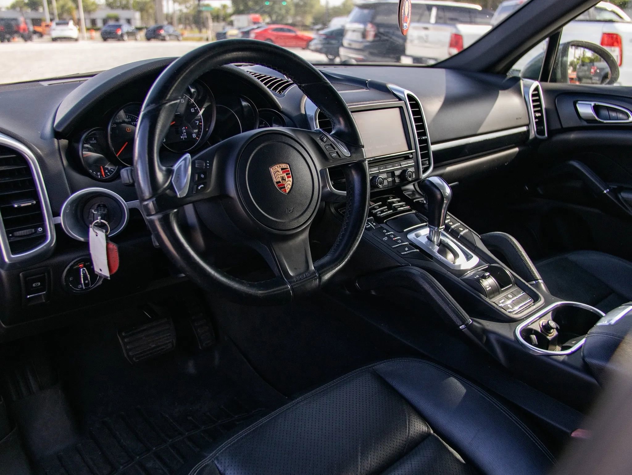 Used 2014 Porsche Cayenne AWD/4WD image 15