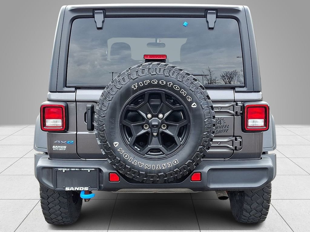 Used 2023 Jeep Wrangler Unlimited w/ Cold Weather Group image 6