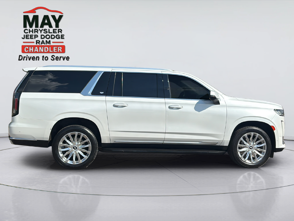 Used 2022 Cadillac Escalade ESV Premium Luxury AWD/4WD image 8