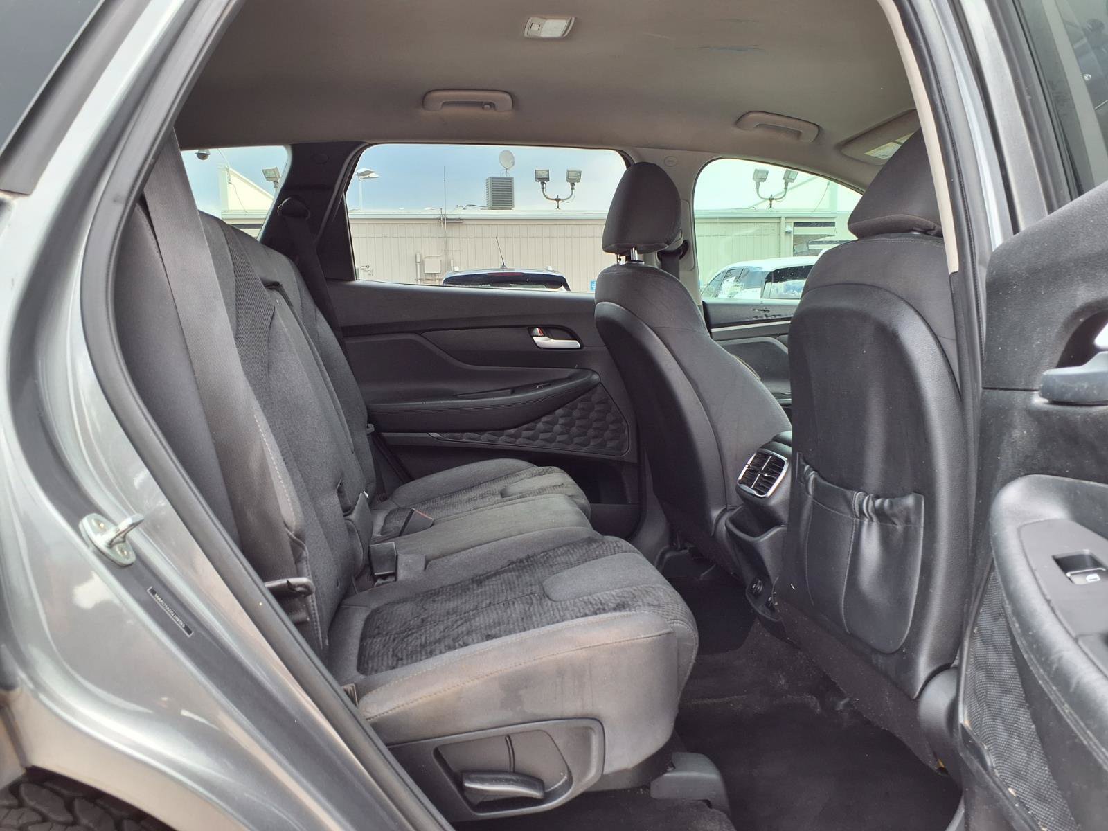 Used 2020 Hyundai Santa Fe SE w/ Cargo Package FWD image 29