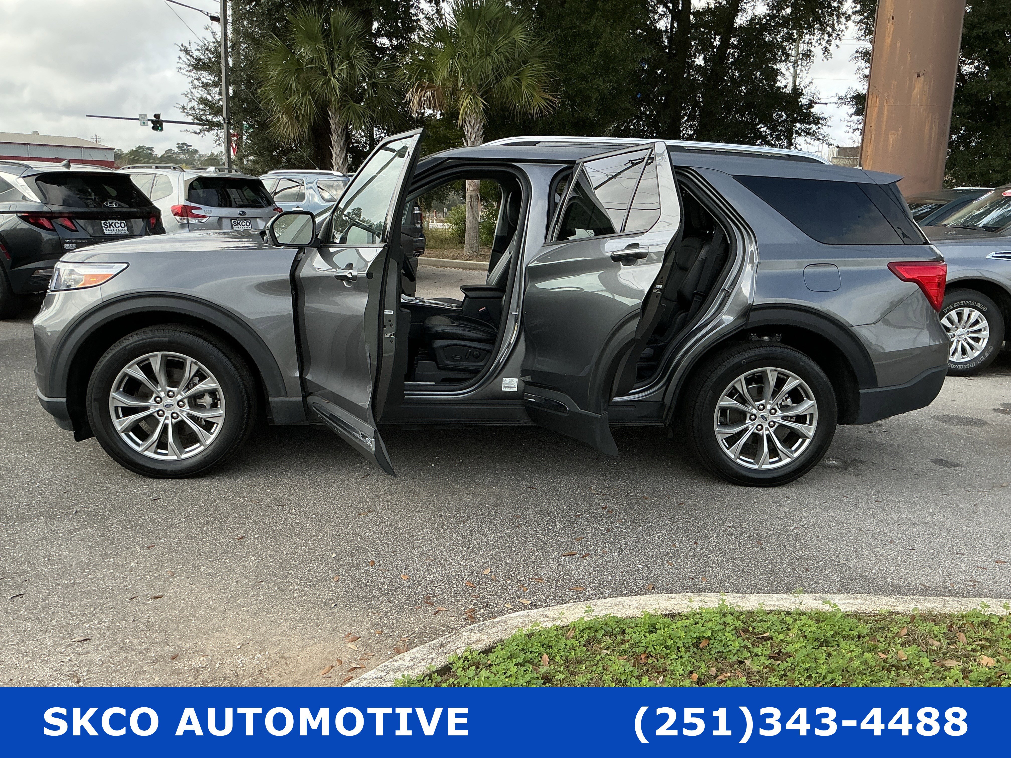 Used 2022 Ford Explorer Limited image 31