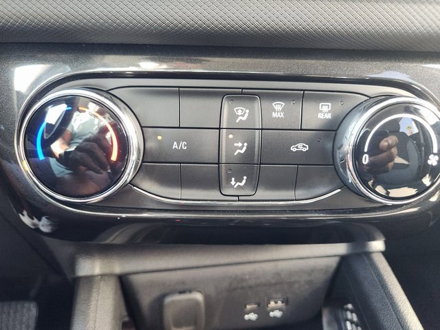 Used 2024 Chevrolet TrailBlazer LT w/ Driver Confidence Package image 26