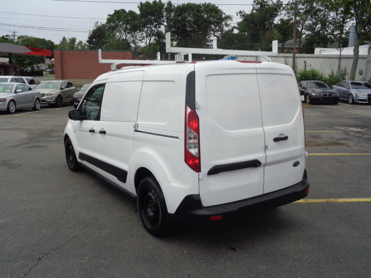 Used 2019 Ford Transit Connect XL FWD image 4