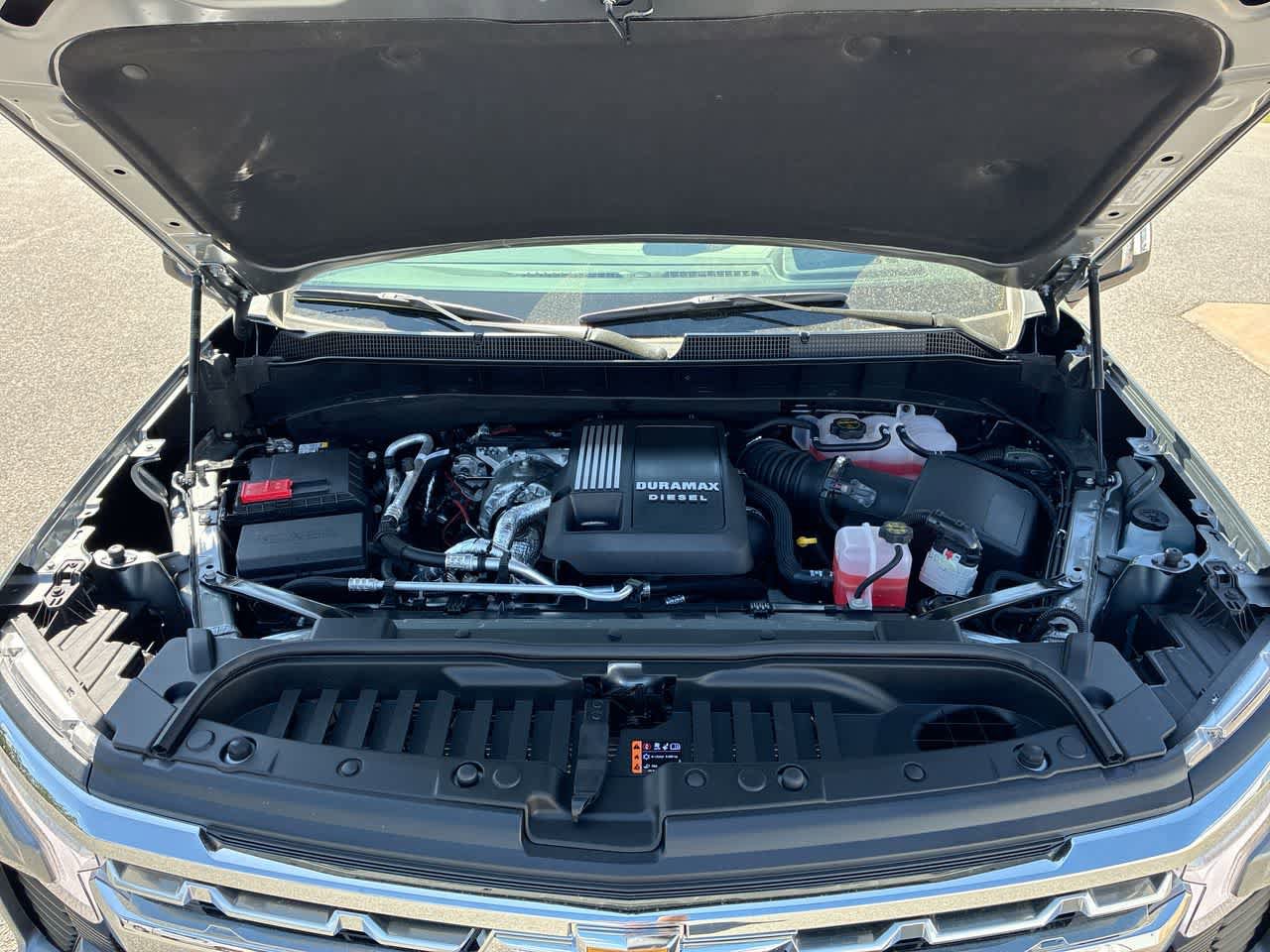 New 2026 Chevrolet Silverado 1500 LTZ w/ LTZ Premium Package AWD/4WD image 31