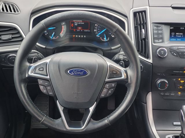 Used 2015 Ford Edge SEL image 28