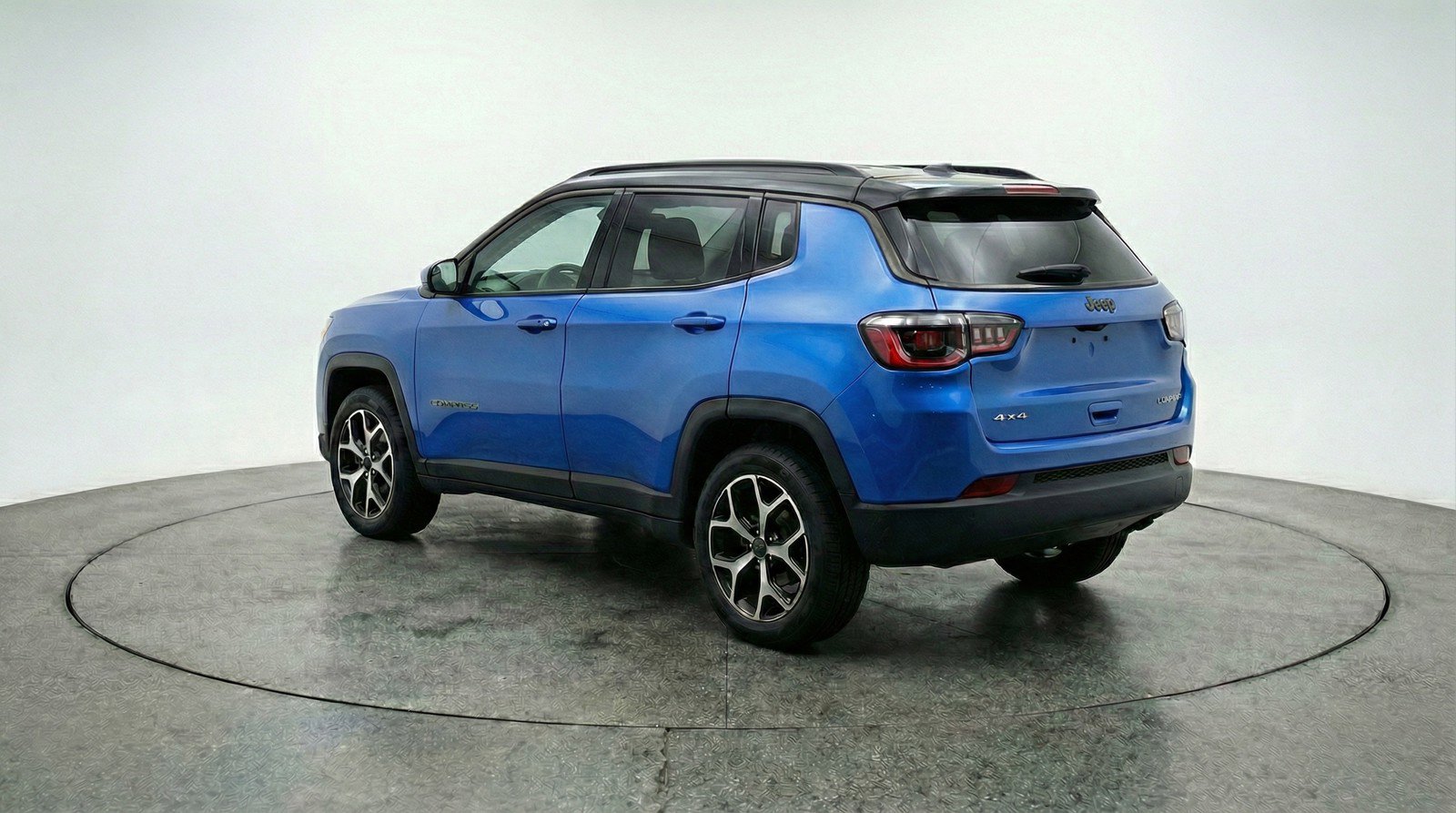Used 2025 Jeep Compass Limited image 6
