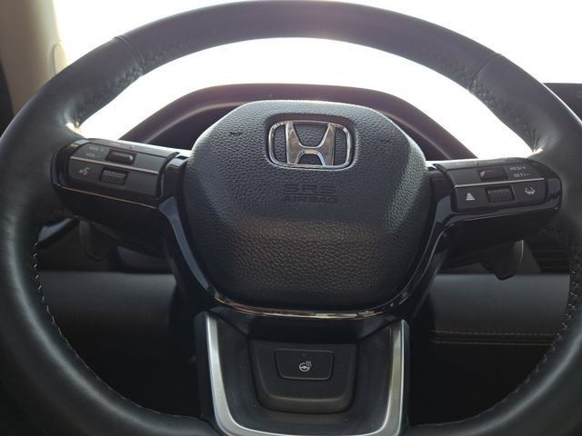 Used 2023 Honda Pilot Elite image 32