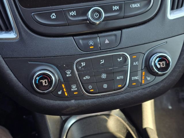 Used 2021 Chevrolet Malibu LT image 27