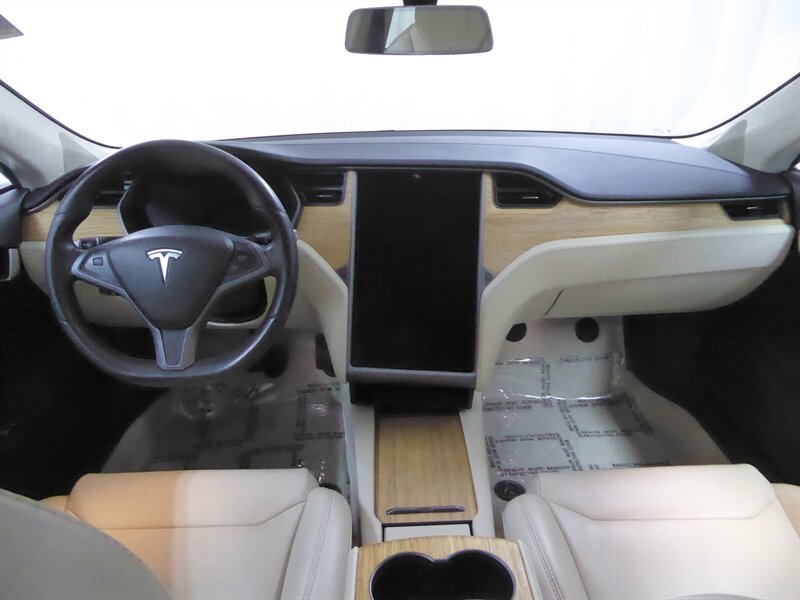 Used 2018 Tesla Model S 100D AWD/4WD image 9